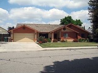 14206 Westdale Dr, Bakersfield, CA 93314