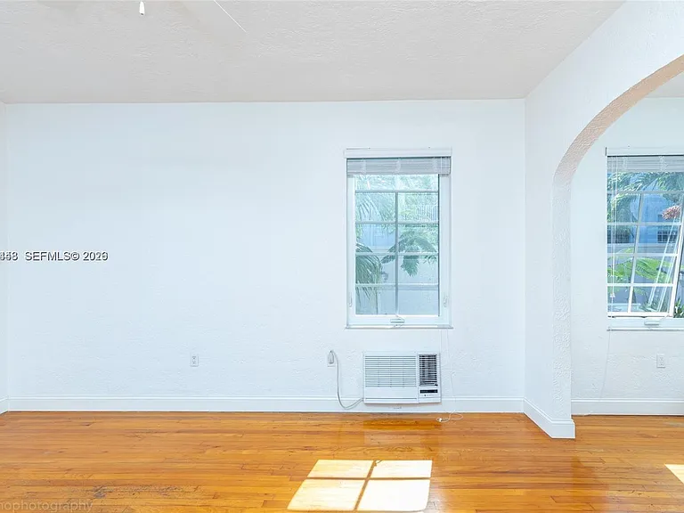 732 Euclid Ave #6 — Photo 3