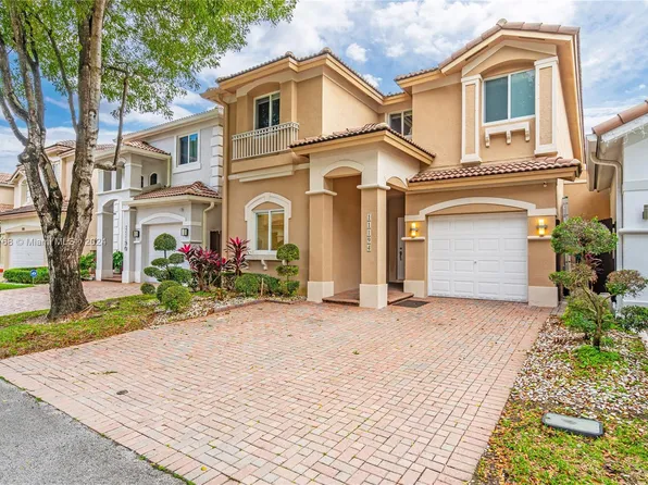 11194 NW 73rd Ter, Doral, FL 33178