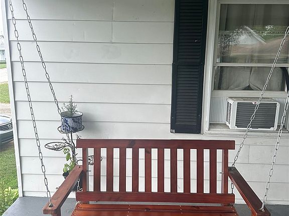 3rd image of 3012 Beeson Ave