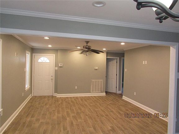 4th image of 13520 Saint Marie Dr