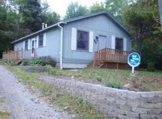 85 Cloverport Ave, Rochester Hills, MI 48307