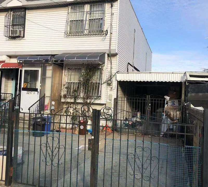2nd image of 2217 Mermaid Ave