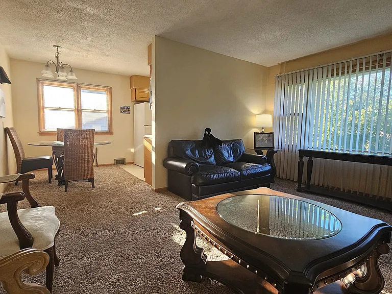 3654 Welu Dr #4 — Photo 2