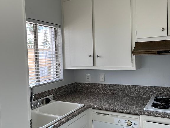 2nd image of 17830 Magnolia Blvd APT 10