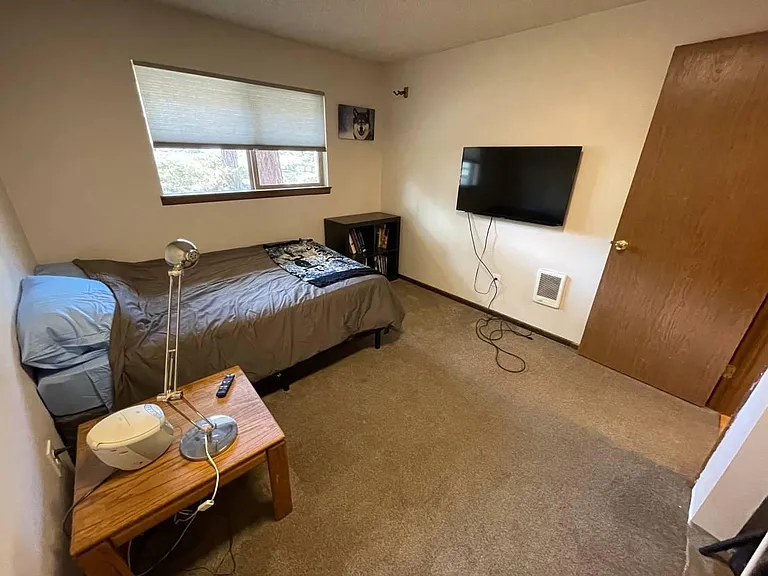 1677 SW Knoll Ave — Photo 10