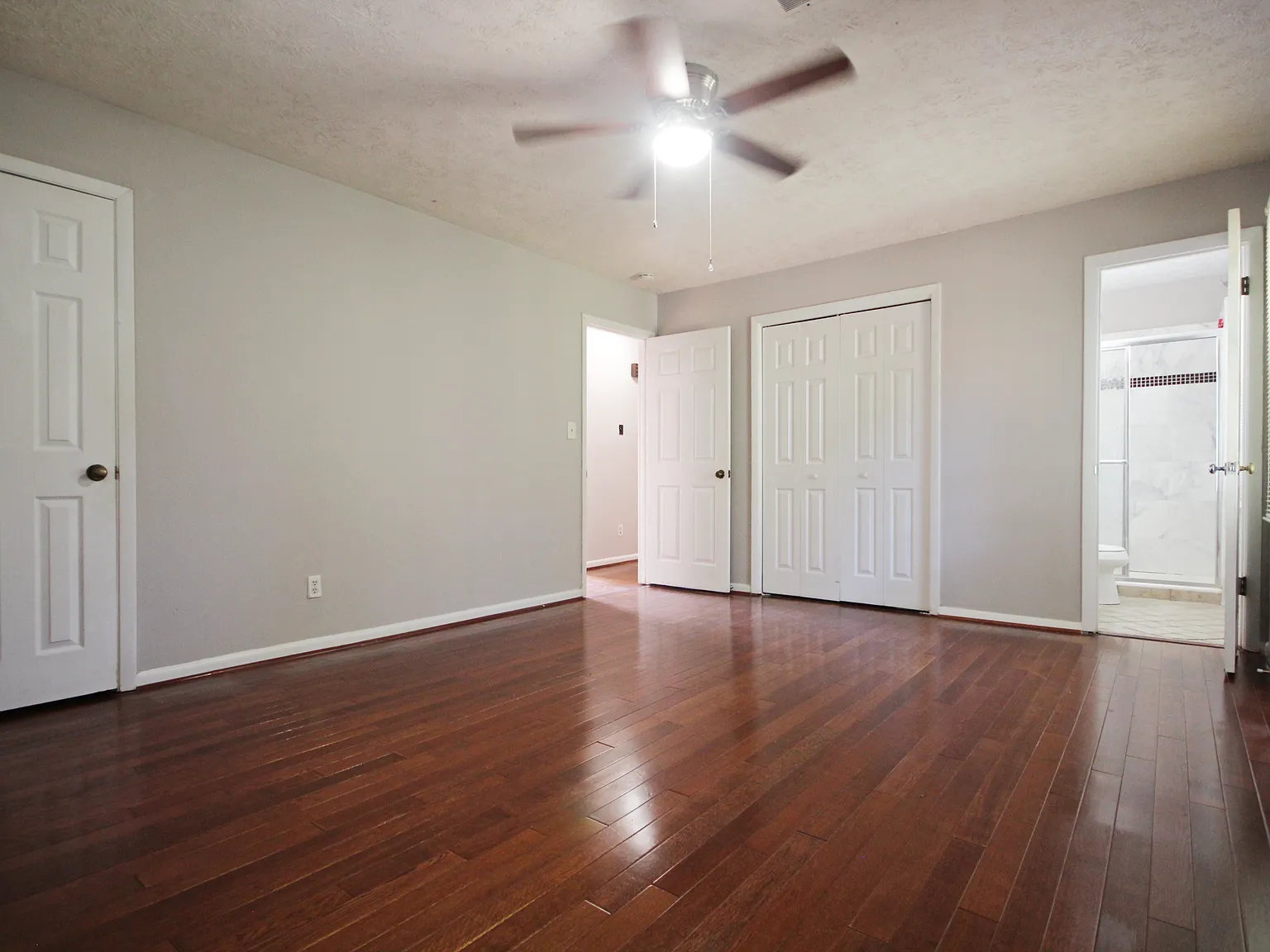 4 bed, 2.5 bath, 2233 sqft, $2,595 — Photo 3