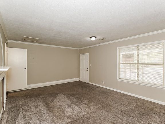 3rd image of 5913 Clate Ct