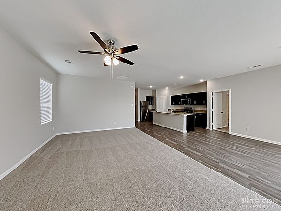4th image of 428 Gypsum Ln