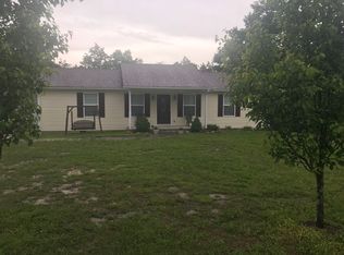 301 Eddie Ridge Rd, Clay City, KY 40312