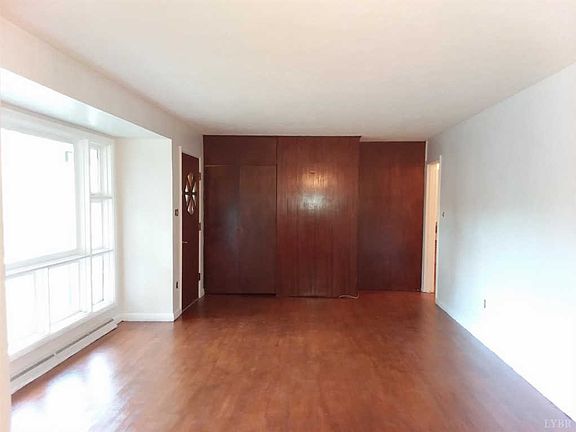 5th image of 417 Oakwood Dr
