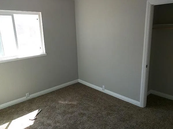 3 bed, 1.5 bath, 1125 sqft, $2,295 — Photo 4