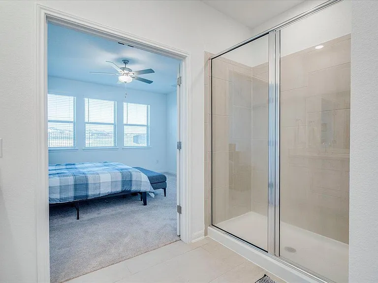 802 Papaya Dr — Photo 15