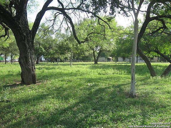 2nd image of 5006 Alma Dr