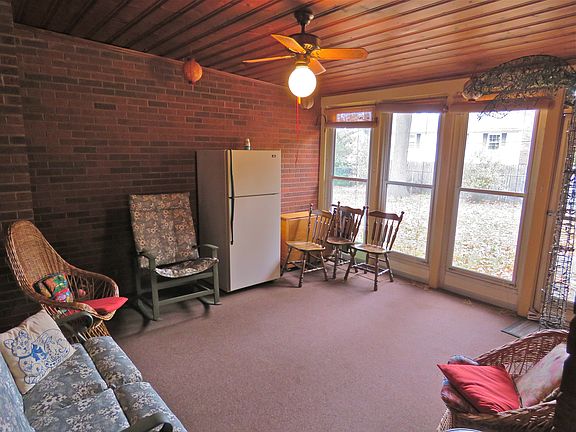 Sunroom, off of kitchen.