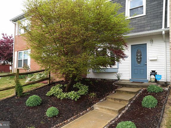 4th image of 14650 Balsam St