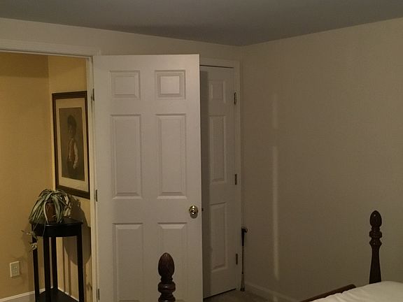 3rd image of 843 Havenwood Ct