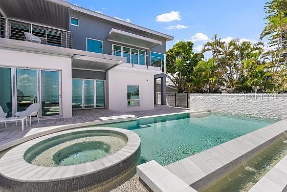 3rd image of 3998 Coquina Key Dr SE