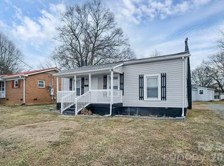 301 Jc Dellinger Rd, Cherryville, NC 28021