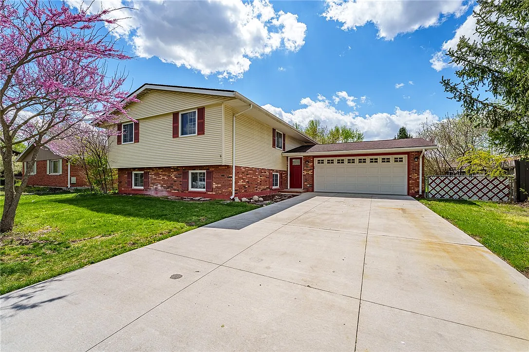 5055 Hahn Ave photo 1
