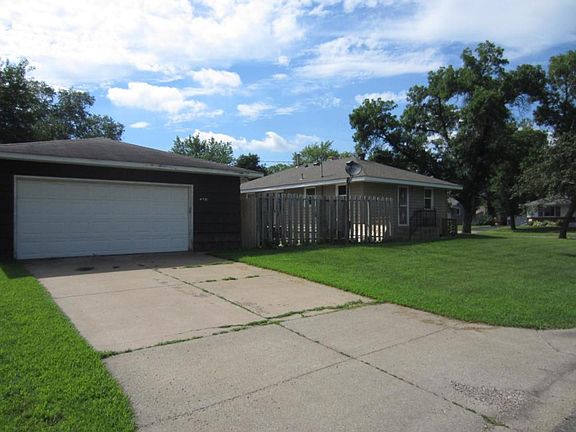 5th image of 4501 Woodbine Ln
