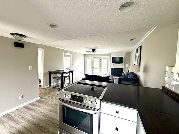 4th image of 9021 S Pointe Ridge Ln #11