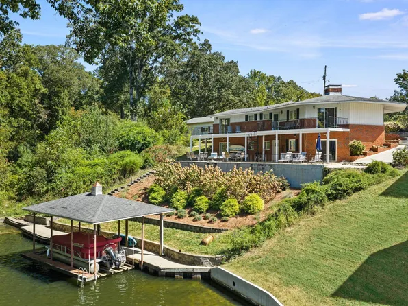85 Kilcoole St, Muscle Shoals, AL 35661