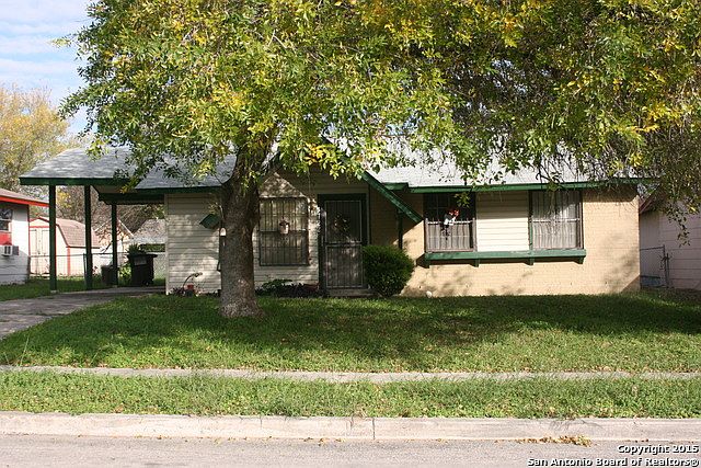 1st image of 4722 Castle Stream Dr
