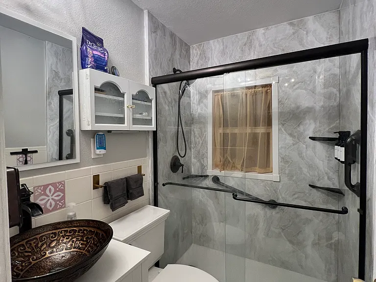 77 N Palmway Ave #2 — Photo 6