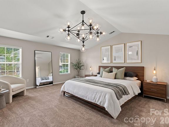 5th image of 2204 Reid Pointe Ave