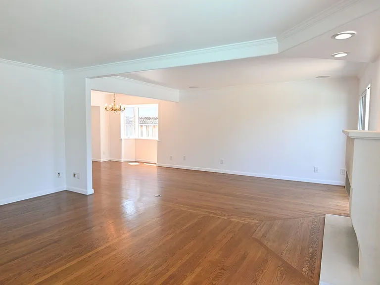 3655 Mona Way — Photo 11