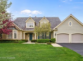 6346 Thackery Ln, Libertyville, IL 60048