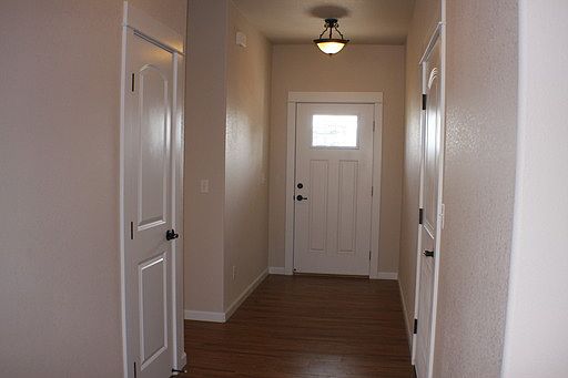 4th image of 1500 Darlene Dr