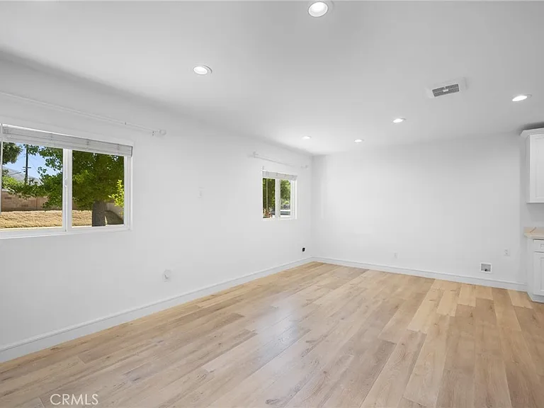12943 Wheeler Ave — Photo 5