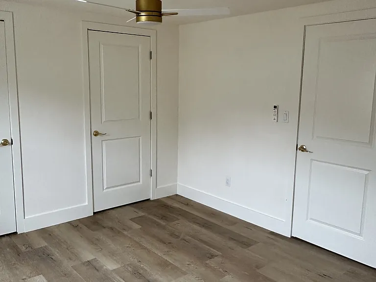 410 Randall St #9 — Photo 8