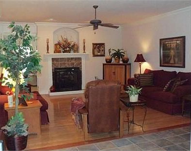3rd image of 4 Jarrod Dr