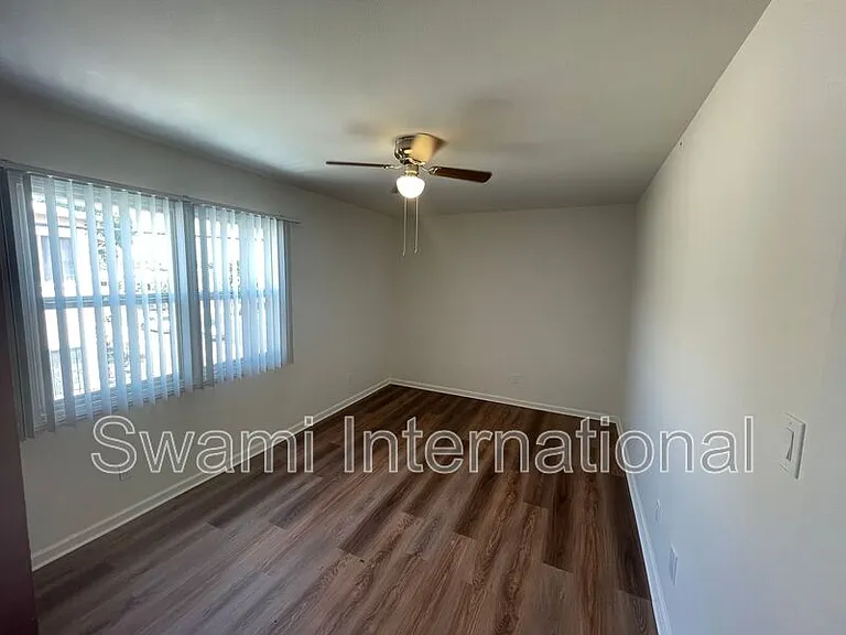 9449 S Normandie Ave #2 — Photo 14