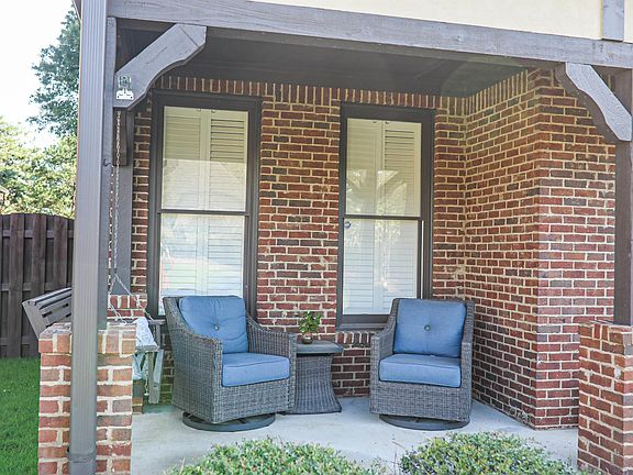 4th image of 3754 Abbeyglen Way