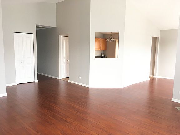 5th image of 3146 Ollerton Ave