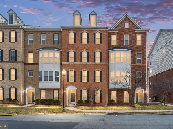 9459 Stonewall Rd, Manassas, VA 20110