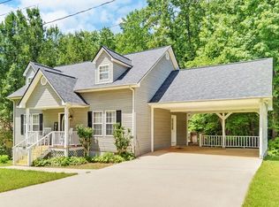 12 Hiawatha Hills Rd, Cleveland, GA 30528