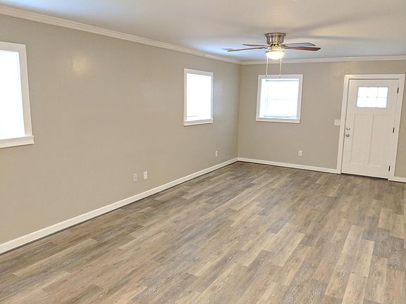 2nd image of 1034 Grant Ter SE