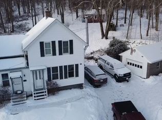 54 High St, Monson, MA 01057