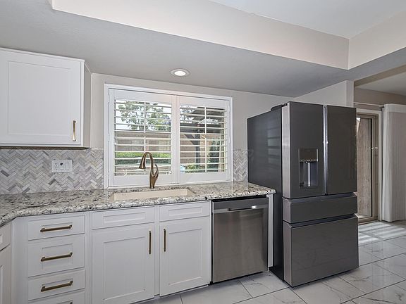 NEW STAINLESS APPLIANCES