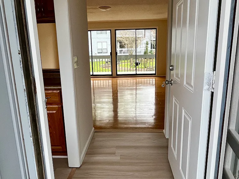 1091 Seacliff Dr S #1091 — Photo 12