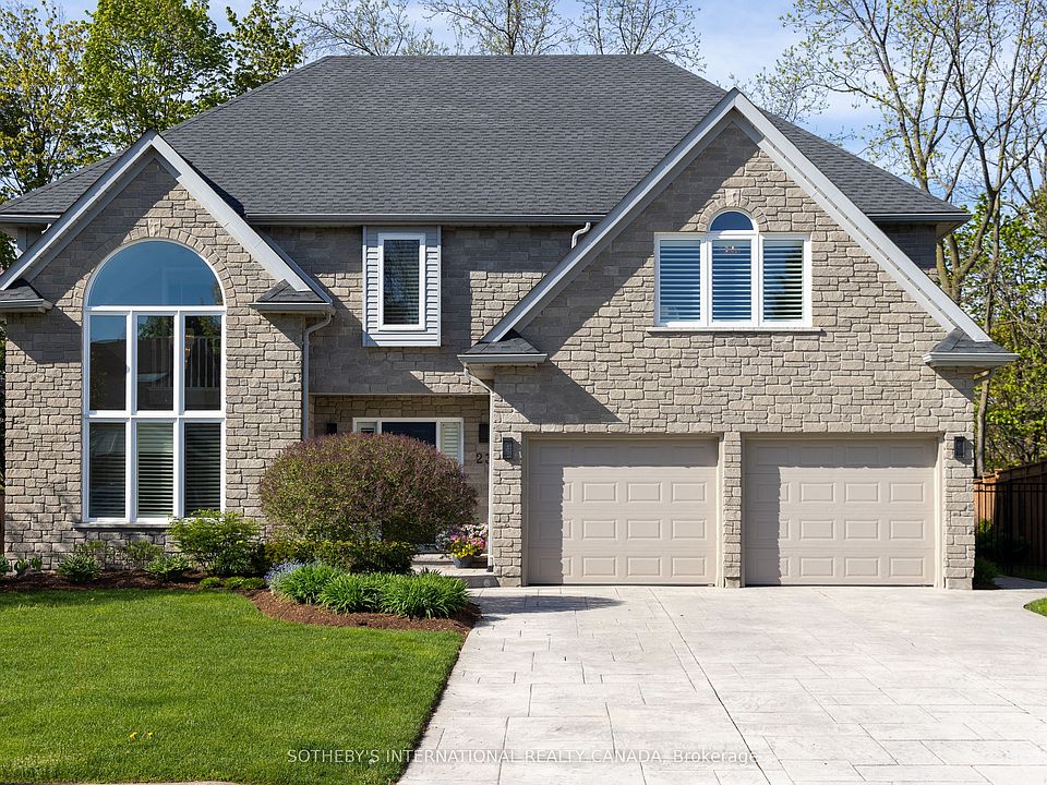 1st image of 23 Francis Creek Blvd