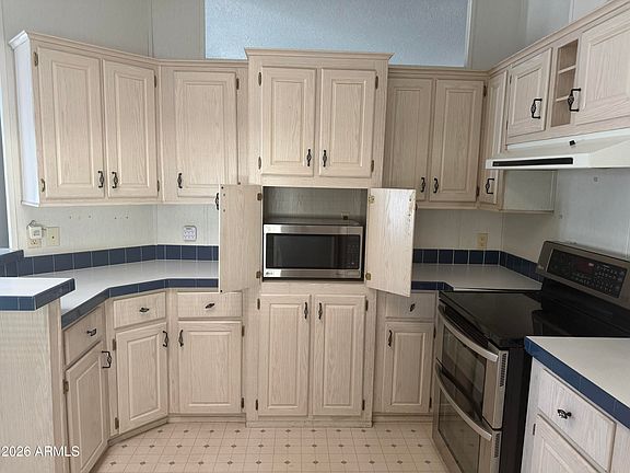 3rd image of 2208 W Baseline Avenue #102