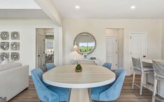 5th image of 5602 Rosehall Pl