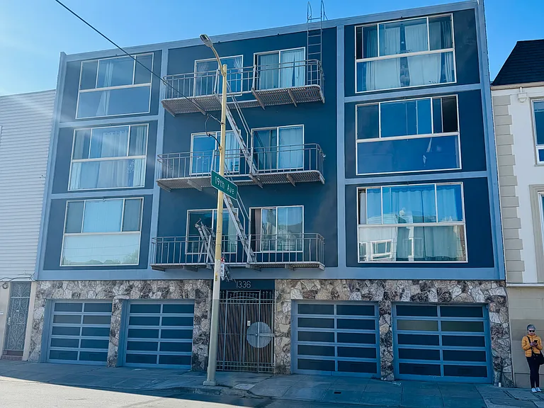 1336 Judah St #302 — Photo 1