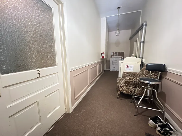525 N 3rd St #3 — Photo 16
